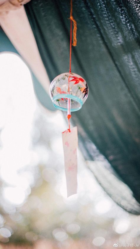 Kimi No Na Wa Wallpaper, Japanese Wind Chimes, Summer Traditions, Japan Aesthetic, Aesthetic Japan, Flower Tea, Landscape Pictures, Aesthetic Images, Wind Chime