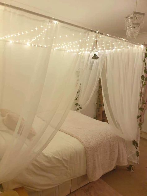 Curtains And Fairy Lights, Poster Bed With Curtains, Bed Fairy Lights, Four Poster Bed With Curtains, Bed With Curtains, Lights Curtains, Fairy Light Curtain, Amber Room, Four Poster Bed