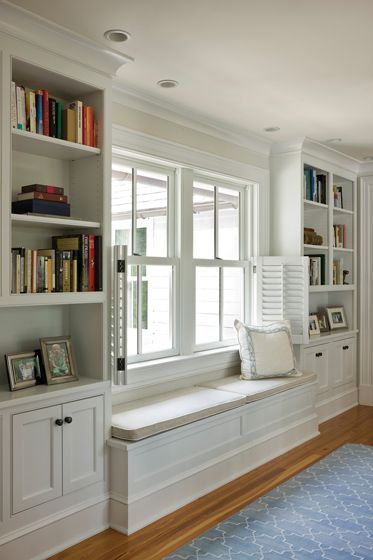 Bedroom Window Seat, Bedroom Built Ins, Window Seat Design, Living Room Built Ins, Home Design Magazines, Built In Bookcase, Bedroom Windows, Room Remodeling, Built In Shelves