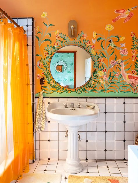 An L.A. Home With Cheery Colors and the Coolest Bathrooms | Cup of Jo Mirror Frame Diy, Interiors Dream, Hand Painted Walls, Diy Mirror, Bathroom Colors, Dream House Decor, Bathroom Makeover, Amazing Bathrooms, Mirror Frames