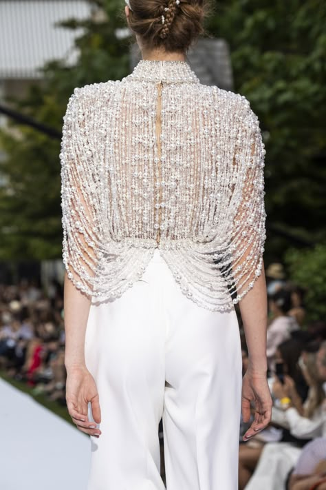 Ralph & Russo Couture Fall 2019 Fashion Show Details | The Impression Ralph Russo Couture, Fashion Design Inspiration, Dress Queen, 2019 Couture, Ralph Russo, Ralph And Russo, Narciso Rodriguez, Couture Runway, Runway Show