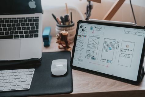 “Design is not just what it looks like and feels like,” said Steve Jobs. “Design is how it works.” Ui Ux Trends, Desain Ux, Ux Design Portfolio, Ux Trends, Ux User Experience, Ux Researcher, Ux Kits, Ui Ux 디자인, Design Career