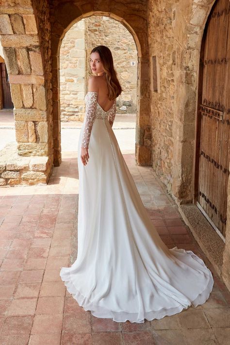 Wedding Dresses With Lace, Kelly Faetanini, Barcelona Wedding, Dresses With Lace, Long Sleeve Wedding Dress, Wedding Dress With Lace, Wedding Silhouette, Long Sleeve Wedding Dress Lace, Designer Wedding Gowns