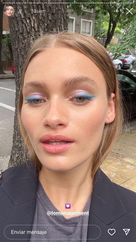 Fun Colorful Eyeshadow Looks, Summer Night Out Outfit, Night Out Outfit Summer, Bella Hadid Aesthetic, Date Night Aesthetic, Summer Date Night Outfit, Y2k Beach, Fashion Bella, Face Art Makeup