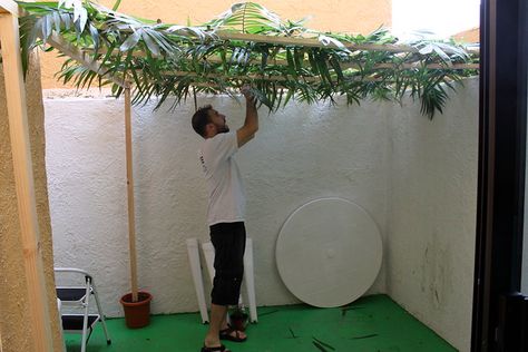 Building A Patio, Feast Of Tabernacles, Half Walls, Large Flower Pots, Paper Chains, Sukkot, Roof Covering, Flower Market, Large Flowers