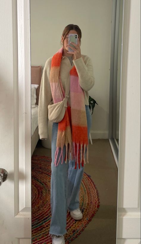 Layered Scarf Outfit, Greek Winter Outfit, Outfits Italy Winter, Colorful Outfits Winter, Rainbow Scarf Outfit, Red Scarf Outfit Aesthetic, Colourful Scarf Outfit, Cute Scarf Outfits, Check Scarf Outfit