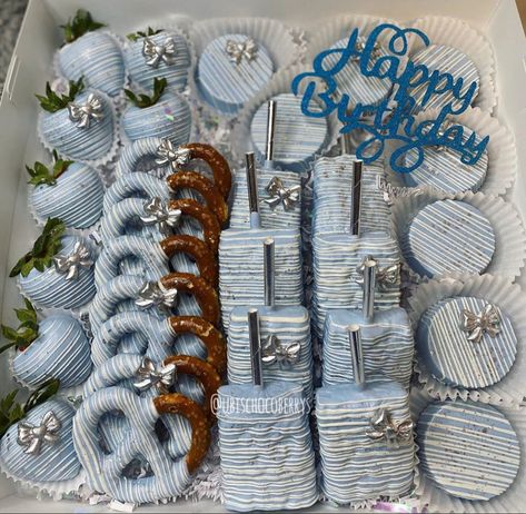 Cinderella Treats Ideas, Light Blue Strawberries, Blue Snacks Aesthetic, Dusty Blue Candy Table, Cinderella Dessert Table Ideas, Quince Dessert Table Ideas Blue, Prom Treat Table Ideas, Blue Treats For Party, Blue And Silver Baby Shower Ideas