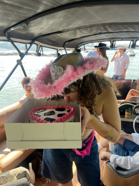 #aesthetic #birthday #birthdayparty #birthdaygirl #boat #boatparty #berlin #spree #party #partyoutfit #partyfood #partycake #cowgirl #cowgirlstyle #cowgirlfashion Aesthetic Birthday, Birthday Queen, Boat Party, Cowgirl Style, Party Cakes, Party Outfit, Girl Birthday, Berlin, Birthday Party