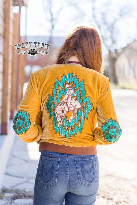 Moon Jacket, Mustard Jacket, Cowgirl Outfit, Crazy Train, Boho Style Outfits, Western Chic, Cowgirl Outfits, Cowgirl Style, Western Outfits