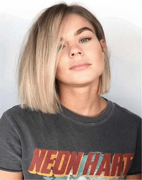 Haircuts For Ladies, Balayage Bob, Edgy Haircuts, Medium Short Hair, Bob Haircuts For Women, Hairstyle Women, Brown Blonde Hair, Short Hairstyle, Short Blonde Hair