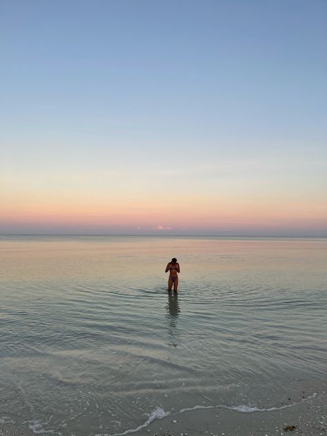 Beach Florida Aesthetic, Morning Swimming, Florida Aesthetic, Aesthetic Morning, Running On The Beach, Wrightsville Beach, Ocean Pictures, Morning Sunrise, Sunrise Beach