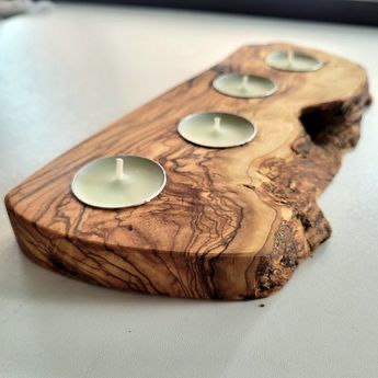 Diy Wood Candle Holder, Wooden Candle Holders Rustic, Diy Wood Decor, Wood Tea Light Holder, Rustic Wood Candle Holders, Wood Log Crafts, Wooden Tea Light Holder, Log Candles, Driftwood Art Diy