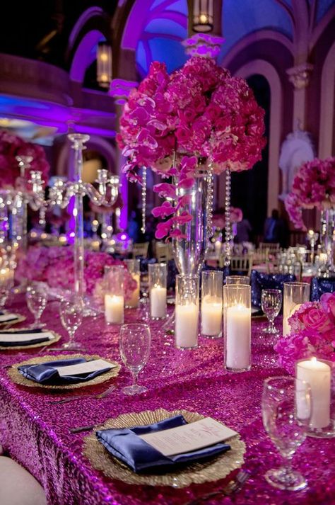 Fuschia Wedding Reception, Hot Pink Venue Quince, Fuchsia Party Decorations, Hot Pink Wedding Reception, Gift Table Birthday Party, Hot Pink Quince Theme, Magenta Quinceanera Theme, Hot Pink Quinceanera Theme, Hot Pink Quince