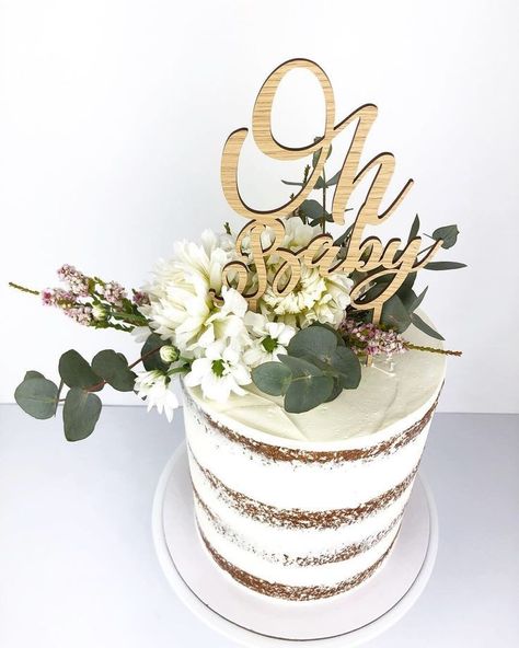 Baby Shower Cakes Neutral, Creative Cake Designs, Sage Green Baby Shower, Baby Shower Cake Ideas, Baby Shower Themes Neutral, Baby Shower Decorations Neutral, Baby Shower Deco, Outdoor Baby Shower