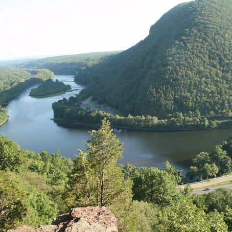 Delaware Water Gap National Recreation Area - All You Need to Know BEFORE You Go (with Photos) Presque Isle State Park, Delaware Water Gap, Pocono Mountains, Secluded Beach, Hidden Beach, Roadside Attractions, Amazing Sunsets, Beautiful Places To Visit, America Travel