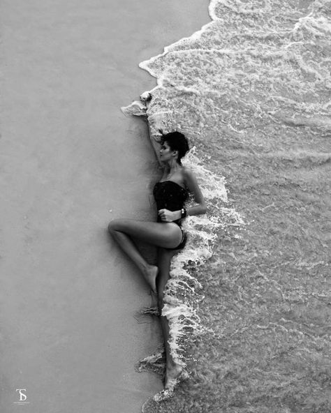 Photos Bff, Shotting Photo, 사진 촬영 포즈, Beach Photography Poses, Beach Shoot, Foto Tips, Water Photography, Foto Poses, Shooting Photo