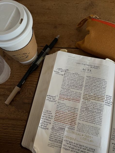 Morning Devotional Aesthetic, Bible Study Coffee Shop Aesthetic, Autumn Bible Aesthetic, Bible Fall Aesthetic, Religious Studies Aesthetic, Bible Astethic, Theology Student Aesthetic, Bible Devotion Aesthetic, Bible College Aesthetic