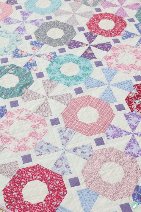 Tilda Old Rose Fabric Showcase | South Bank Spin Quilt Tilda Quilts, Pinwheel Block, Rose Fabric, Green Zebra, Cozy Quilts, Handmade Cosmetics, Patchwork Quilt Patterns, South Bank, Old Rose