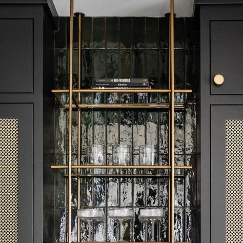 Iron Abode® on Instagram: "Did you know that we offer shelf lengths from 18”-120”? Whether you’re working with a smaller space, or need a large focal piece, our shelving units can be customized to create the perfect elevating touch! We love this stunning design by Haus of Rowe Interiors using our Riviera Glass Unit, don’t you?😍 Design: Haus of Rowe Interiors Photo: Chelsie Lopez Productions Pictured Product: Riviera 1/2” Glass Unit in Aged Brass with Round Mounts" Iron Abode, Shelving Units, Modern Bar, Interior Photo, Mercury Glass, Aged Brass, Glass Shelves, Open Shelving, Country Club