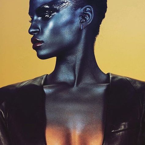 #throwback to some #gracejonesrealness on @ladytsheca 🔥 #photographer @jonasbresnan #styling @rachelgilman_ #hair @joeygeorge #makeup by me @thewallgroup #beauty #gracejones #makeuplover Makeup Black Woman, Futuristic Makeup, Dark Skin Models, Baguette Studs, Disney Makeup, Step Cut, Makeup For Black Women, Art Model, Hudson Valley