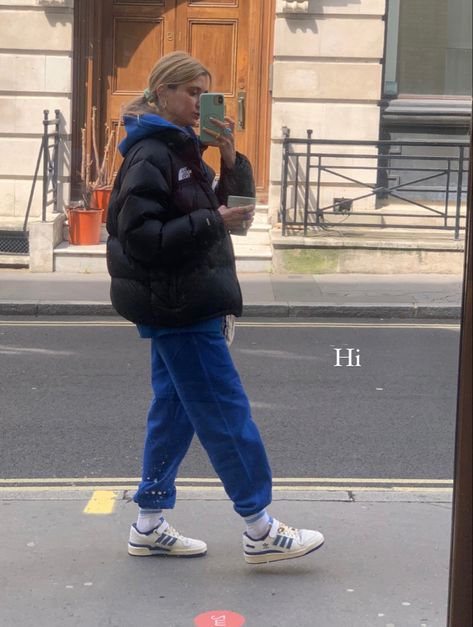 Blue Joggers Outfit, Adidas Forum Low, Forum Low, Adidas Forum, Aesthetic Grunge Outfit, Joggers Outfit, Mens Outfit Inspiration, Europe Fashion, Adidas Outfit