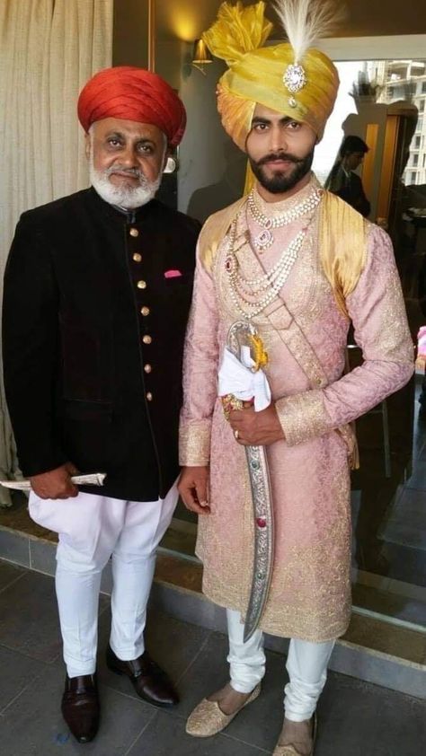 Rajput Groom, Jodhpuri Suits For Men, Groom Dress Men, Groom Wedding Dress, Ravindra Jadeja, Hanuman Photos, Royal Wedding Dress, Indian Groom, Bollywood Wedding