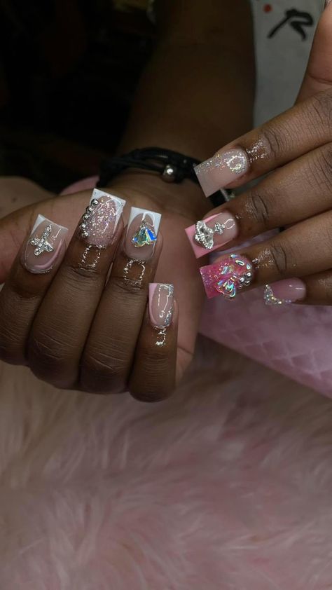 Short Nail Set, Short Nails Acrylic, Nail Picking, Junk Nails, Duck Nails, French Tip Acrylic Nails, Birthday Stuff, Short Acrylic, Short Nail