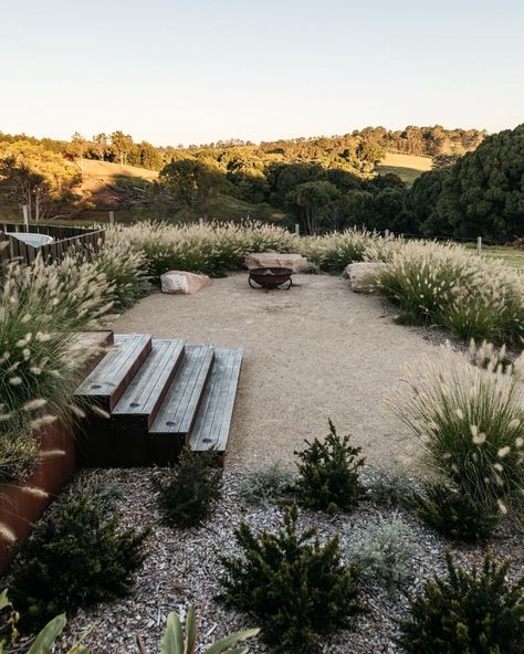 It’s that time of year when the weather cools and the fire pit takes centre stage. Our design and build for @theplot_binnaburra Australian Garden Design, Country Garden Design, Casa Hobbit, Australian Native Garden, Australian Garden, Coastal Gardens, Have Inspiration, Native Garden, Garden Landscape Design