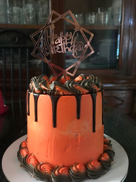 Orange Birthday Cake For Men, Orange Theme Cake, Orange And Black Cake, 30th Celebration, Birthday Cake Black, Orange Birthday Cake, 23 Birthday Cake, Cake Drip, Bday Decor