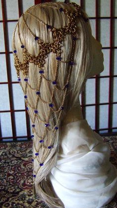 Motif Soutache, Beaded Headpiece, Hair Net, Chain Maille, Fantasy Jewelry, Hair Ornaments, Fantasy Clothing, Fantasy Fashion, Mode Inspiration