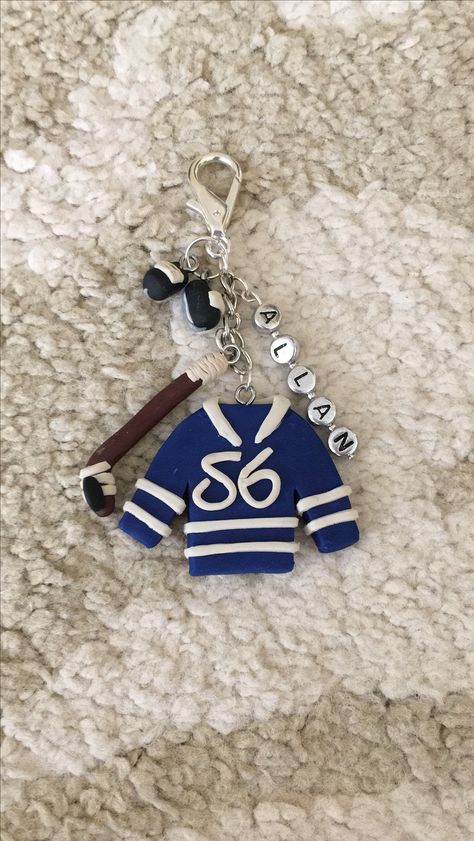 Polymer clay hockey coach gift Polymer Clay For Men, Polymer Clay Gifts For Men, Clay Gift Ideas For Men, Hockey Christmas Ornaments, Hockey Diy, Hockey Crafts, Hockey Jewelry, Hockey Ornaments, Hockey Christmas