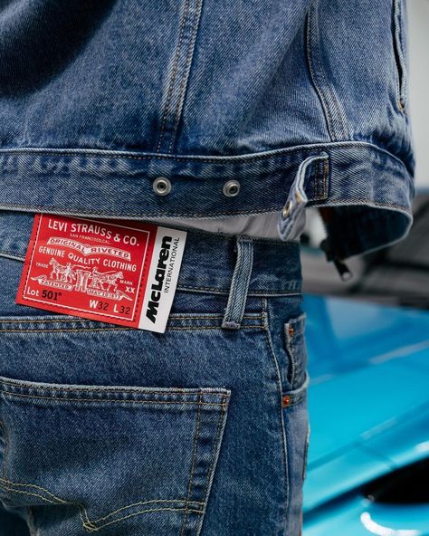 Levi's and McLaren Racing are transforming the style landscape in racing through their newest partnership, which is captivating audiences everywhere. Mclaren Racing, Pants Outfit Men, American Jeans, Jeans Levis, Blue Label, Levi’s Jeans, Levi’s 501, Levi Jeans 501, Lee Jeans