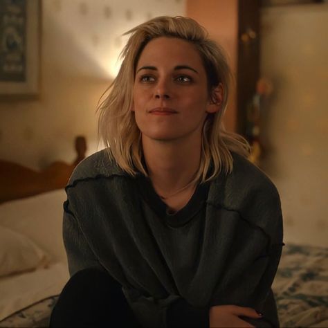 Kristen Stewart Now, Kristen Stewart Short Hair, Kristen Stewart Hair, Happiest Season, Kristin Stewart, Kristen Stewart Style, Hollywood Actress, Cillian Murphy, Girl Crushes