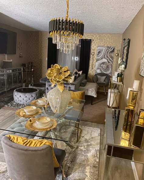 Dining Room Decor Gold, Dining Room Glam, Dining Room Design Luxury, Gold Living Room Decor, Glam Living Room Decor, Elegant Living Room Decor, Glam Living, Gold Living Room, Living Room Decor Colors