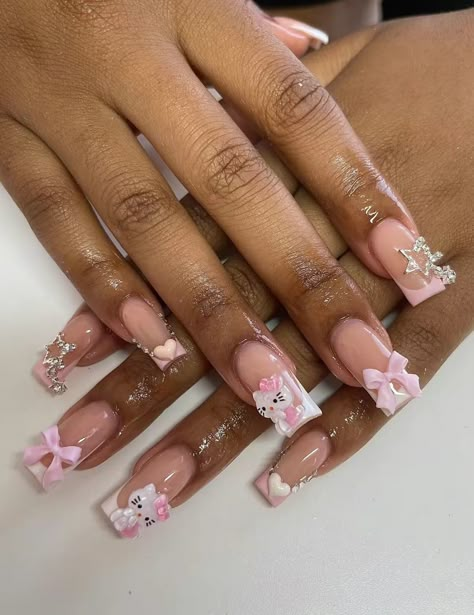 Cute Nails Hello Kitty Short, Medium Short Nails Y2k, Short Acrylic Nails With Hello Kitty Charms, Cute Pink Nails With Charms, Sanrio Nails With Charms, Nail Inspiration Hello Kitty, Hello Kitty Medium Nails, Nail Inspo Sanrio, Sanrio Short Nails