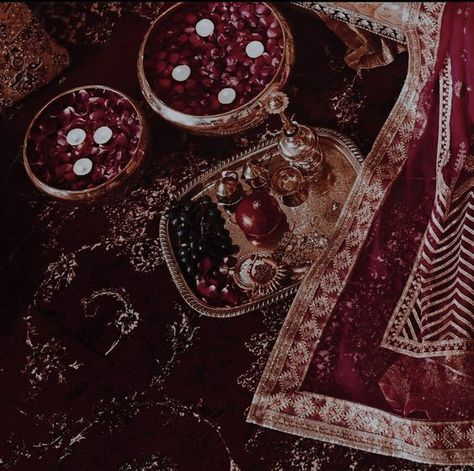 Indian Wedding Aesthetic, Scarf Aesthetic, Red Indian, Royalty Aesthetic, Royal Aesthetic, Desi Aesthetic, Indian Photoshoot, Bridal Photoshoot, Traditional Indian Wedding