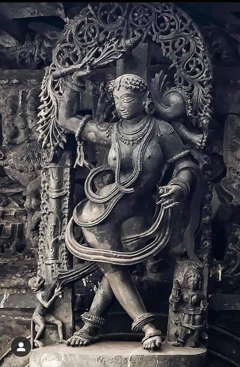 Madanikas (celestial maidens) of the Belur Hoysala Chennakeshava temple built in 11th century. There are a total of 42 beautifully crafted Madanikas around the temple. Some madanikas are presented here. The entire temple is a fine and intricately carved architectural marvel. #hinduism #hindu #hindutemple Hoysala Sculpture, Chennakeshava Temple, Body Proportion Drawing, Ancient Carvings, Hoysala Architecture, Historical Sculptures, Ancient Drawings, Hindu Temples, Indian Sculpture