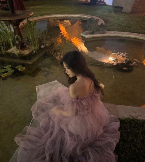 Purple Princess Aesthetic, Aesthetic Pink Princess, Purple Dress Aesthetic, Purple Dress Formal, Princess Dress Aesthetic, Pond Aesthetic, Pre Debut Photoshoot, Princess Photoshoot, Lavender Heels