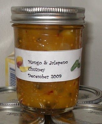 Mango Jalapeno chutney Jalapeno Chutney, Almond Joy Cupcakes, Canning Jams, Mango Chutney Recipe, Preserving Recipes, Canning 101, Best Guacamole Recipe, Canning Jam, Mango Chutney