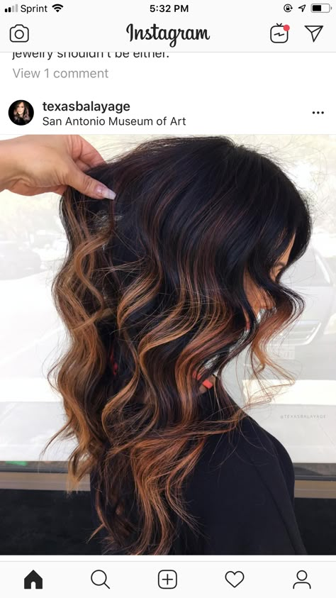 Hair Color Caramel, Brunette Balayage, Brunette Hair With Highlights, Caramel Balayage, Dark Hair With Highlights, Spring Hair Color, Hairstyles For Layered Hair, Brunette Balayage Hair, Balayage Brunette