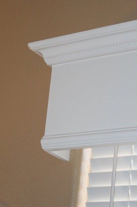 Great way to quickly and cheaply make a huge upgrade that looks great by making wooden window valance. Awesome step by step instructions! Wooden Window Valance, Diy Window Valance, Wood Valance, Window Cornices, Real Estat, Valance Window Treatments, Diy Window, Window Valance, My New Room