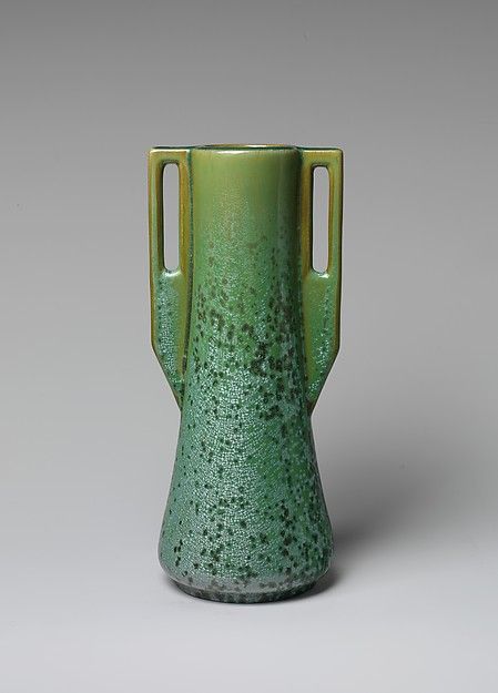 Fulper Pottery Company (1814–1935.) Date: ca. 1912–15. Geography: Mid-Atlantic, Flemington, New Jersey, United States. Earthenware. Dimensions: H. 11 in. (27.9 cm); Diam. 5 1/2 in. (14 cm.) Met Museum Fulper Pottery, Green Pottery, Tanah Liat, Antique Pottery, Slab Pottery, Modern Pottery, Clay Vase, Green Vase, Ceramics Pottery Art