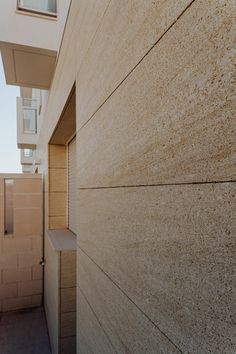 Limestone Wall Exterior, Marble Cladding On Wall Exterior, Facade Stone Cladding, Granite Wall Cladding Exterior, Natural Stone Cladding Exterior, Sandstone Facade, Granite Cladding, Exterior Stone Wall Cladding, Stone Cladding Interior