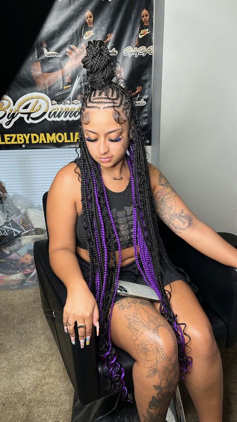 Bohemian Fulani Braids With Color, Knotless With Designs At The Top, Fulani Braids Hairstyles Peekaboo, Braided Hairstyles Purple And Black, Bohemian Knotless Braids With Design, Fulani Braids With Color In The Back, Purple Bohemian Braids, Bohemian Knotless Braids With Cornrows, Colorful Fulani Braids