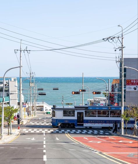 Haeundae Blue Line Park, Summer In Korea Aesthetic, Summer In South Korea, Busan South Korea Wallpaper, Korean Landscape Aesthetic, Korea Summer Aesthetic, Busan Landscape, South Korea Beach, Busan Wallpaper