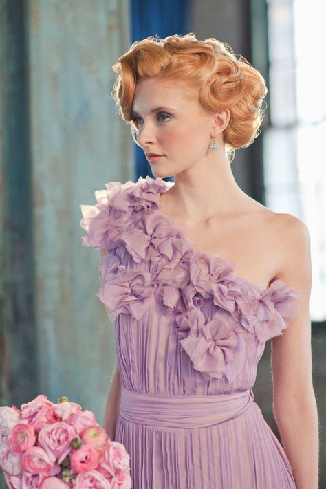 A redhead in a purple dress-- stunning! Floral Design: Designs By Ahn,Photography: Matthew Lee of CLY Creation,Styling: Jill La Fleur Ginger Updo, Silver Color Palette, 2012 Wedding, Veil Hairstyles, Lavender Dresses, Retro Hairstyles, St James, Strawberry Blonde, Vintage Hairstyles