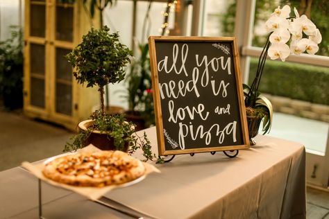 Pizza My Heart Wedding, Pizza And Champagne Party, Pizza Bar Rehearsal Dinner, Pizza And Salad Bar Wedding, Pizza And Beer Rehearsal Dinner, Wedding Pizza Sign, Pizza And Wings Before The Rings Decorations, Pizza Bar Wedding Receptions, Pizza Themed Engagement Party