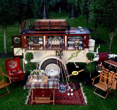 Ralph Lauren Theme Party, Polo Tailgate, Clifford Chance, Tailgate Ideas, Polo Bar, Horse Country, Whispering Pines, Picnic Inspiration, Succulent Garden Design