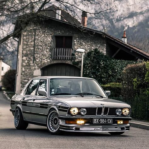 E28 Bmw, Old Bmw, Alpina Bmw, Bmw 535, Bmw Tuning, Bmw E9, Bmw Vintage, Carros Bmw, Bmw E28