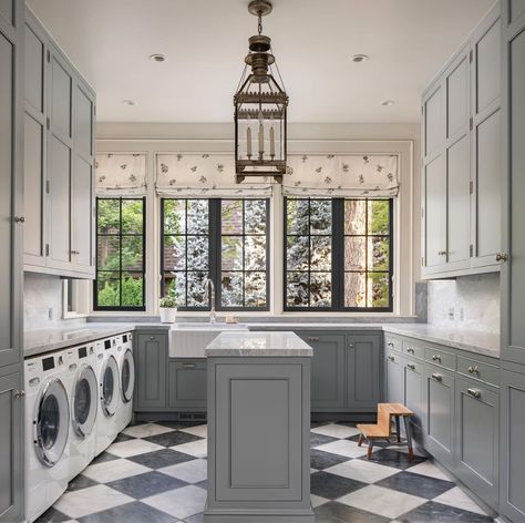 Perfect Laundry Room, Pantry Laundry Room, Laundry Room Lighting, Stylish Laundry Room, Dream Laundry Room, Mudroom Laundry Room, Modern Laundry Rooms, Mudroom Design, Laundry Room Remodel